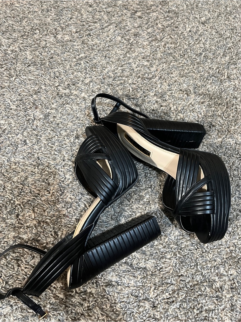 Liliana Black Ribbed Platform Block Heels